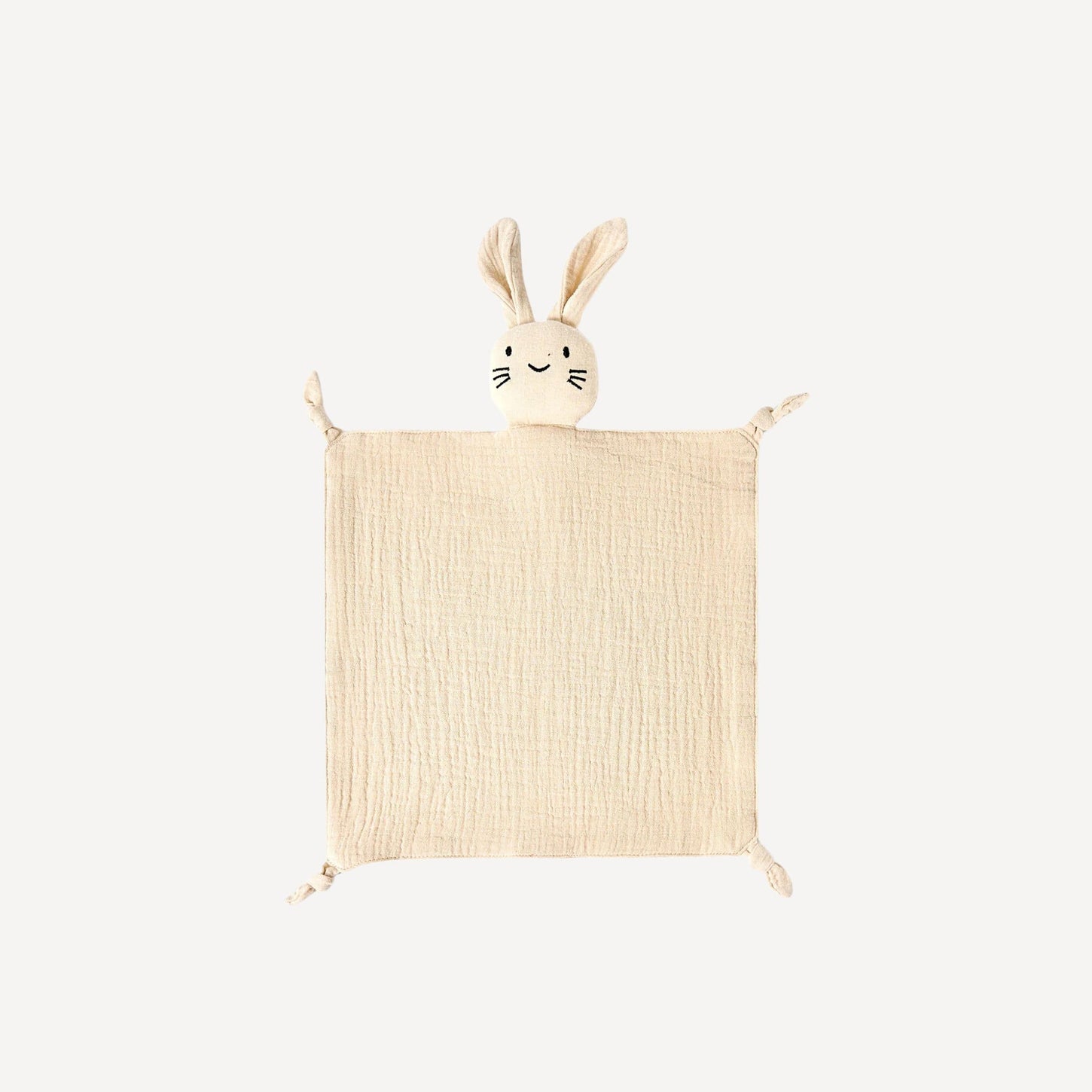 Avec sa teinte beige apaisante, le doudou plat bébé Bellemoon devient le compagnon de douceur des tout-petits dès la naissance.