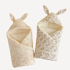 deux Couvertures à capuche bebe avec oreille de lapin 